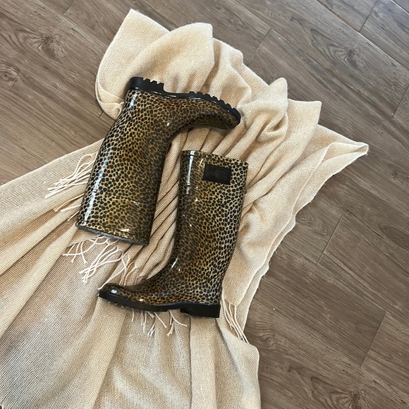 D&G Shoes - D&G animal print rain boots, Size 37 euro size.